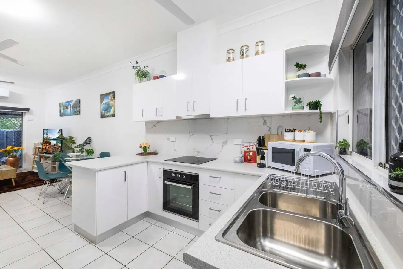 Zen Hideaway ~ 2BR unit in Alawa 11