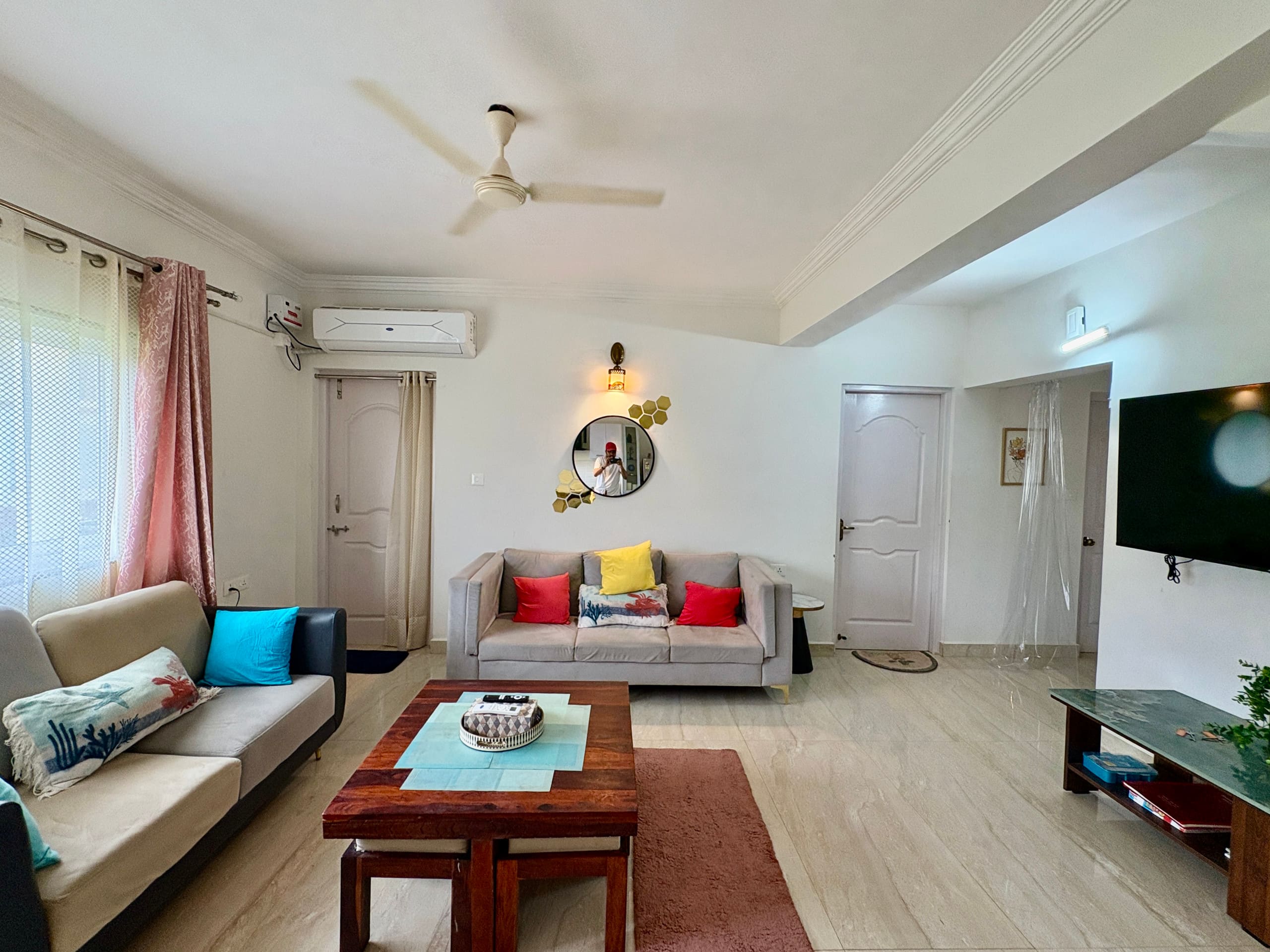 The Greendoor Villla - ByLaMer, 400 mtrs to beach 15