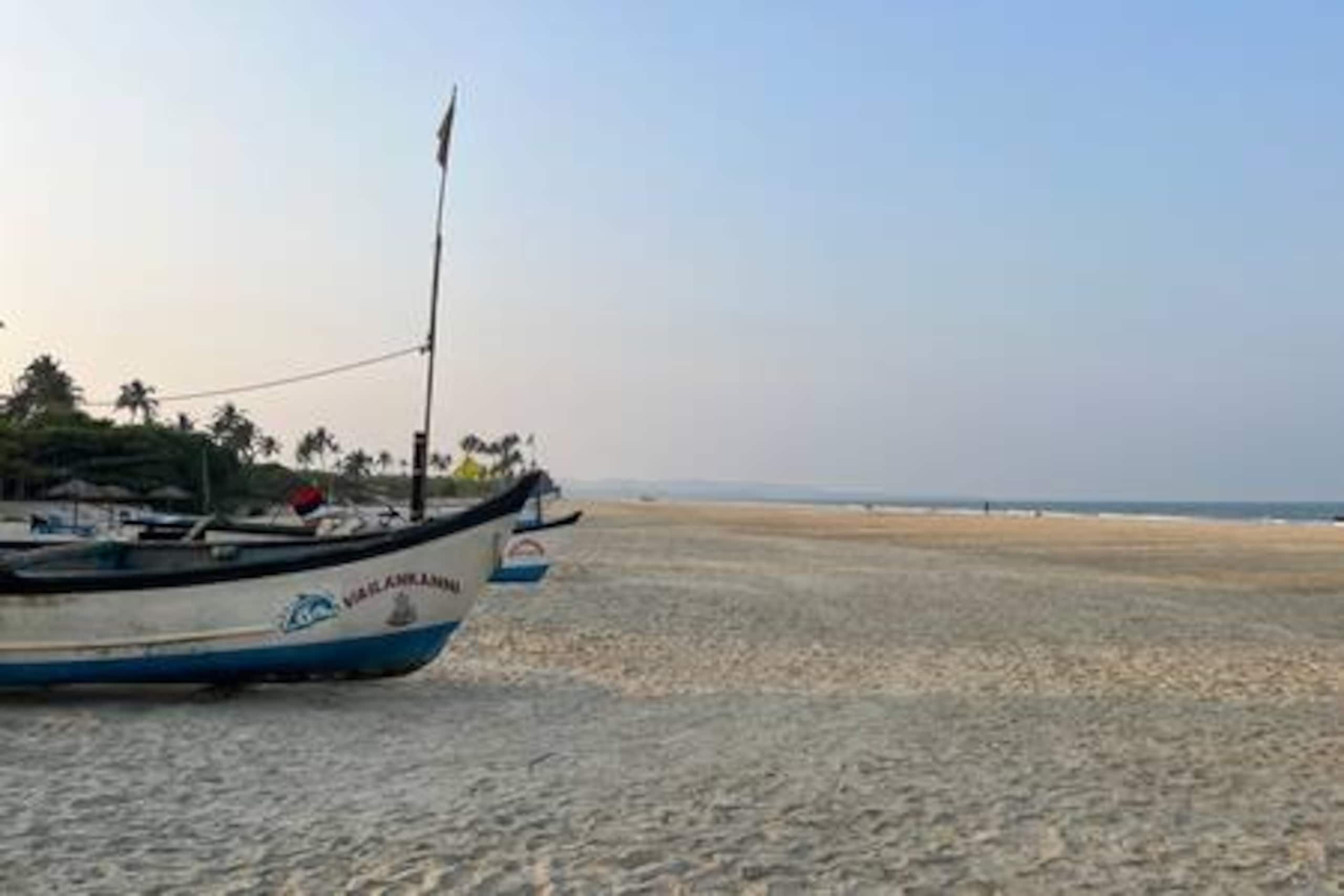 The Greendoor Villla - ByLaMer, 400 mtrs to beach 27