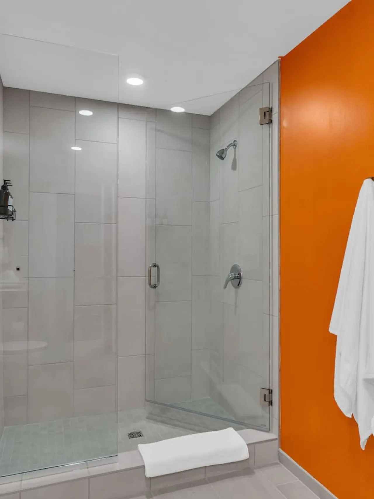 The Summit Nest Cozy 1BR in the Heart of Knox 13