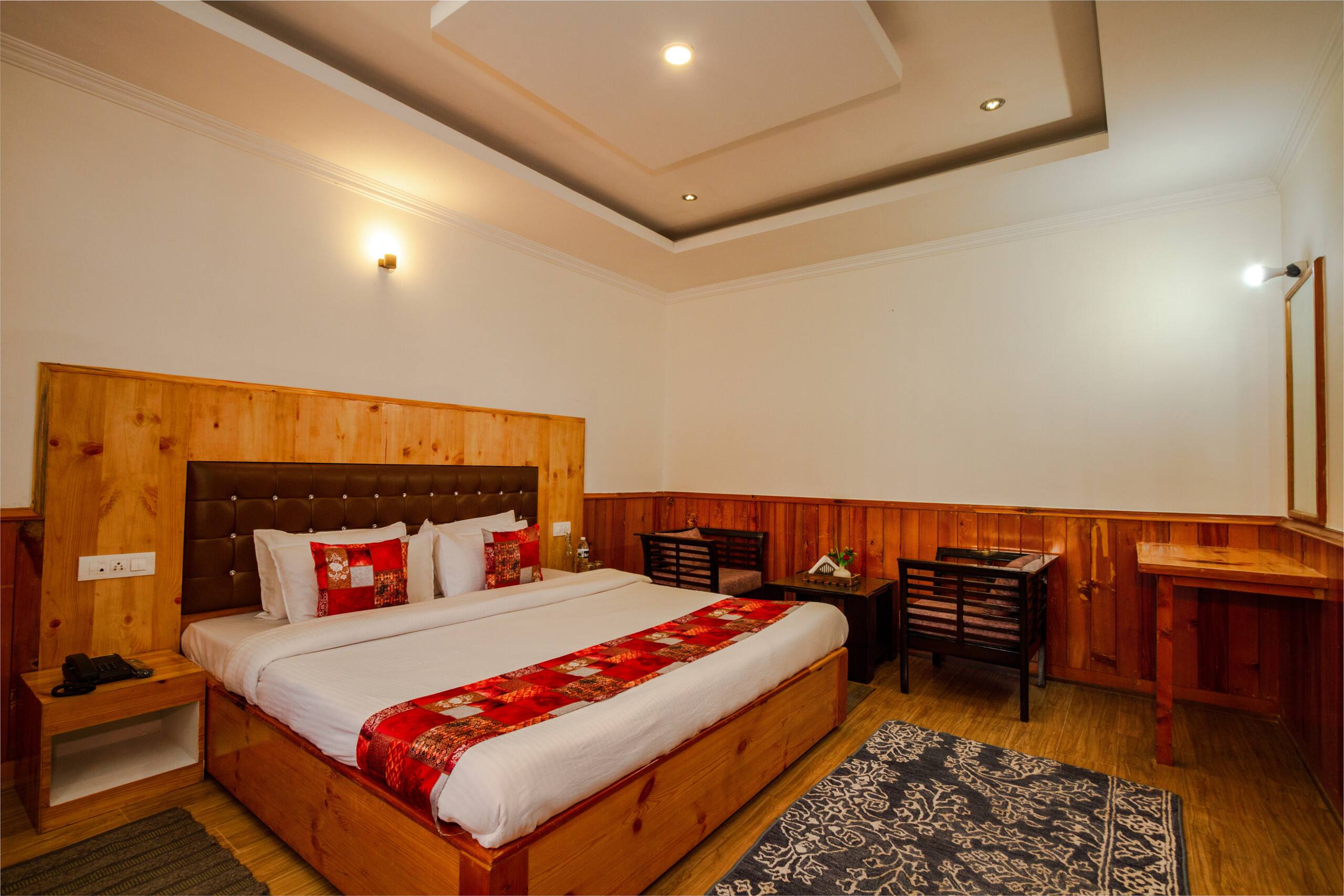 4 BHK Tripli Hotels Conifer Wood Cottage 18
