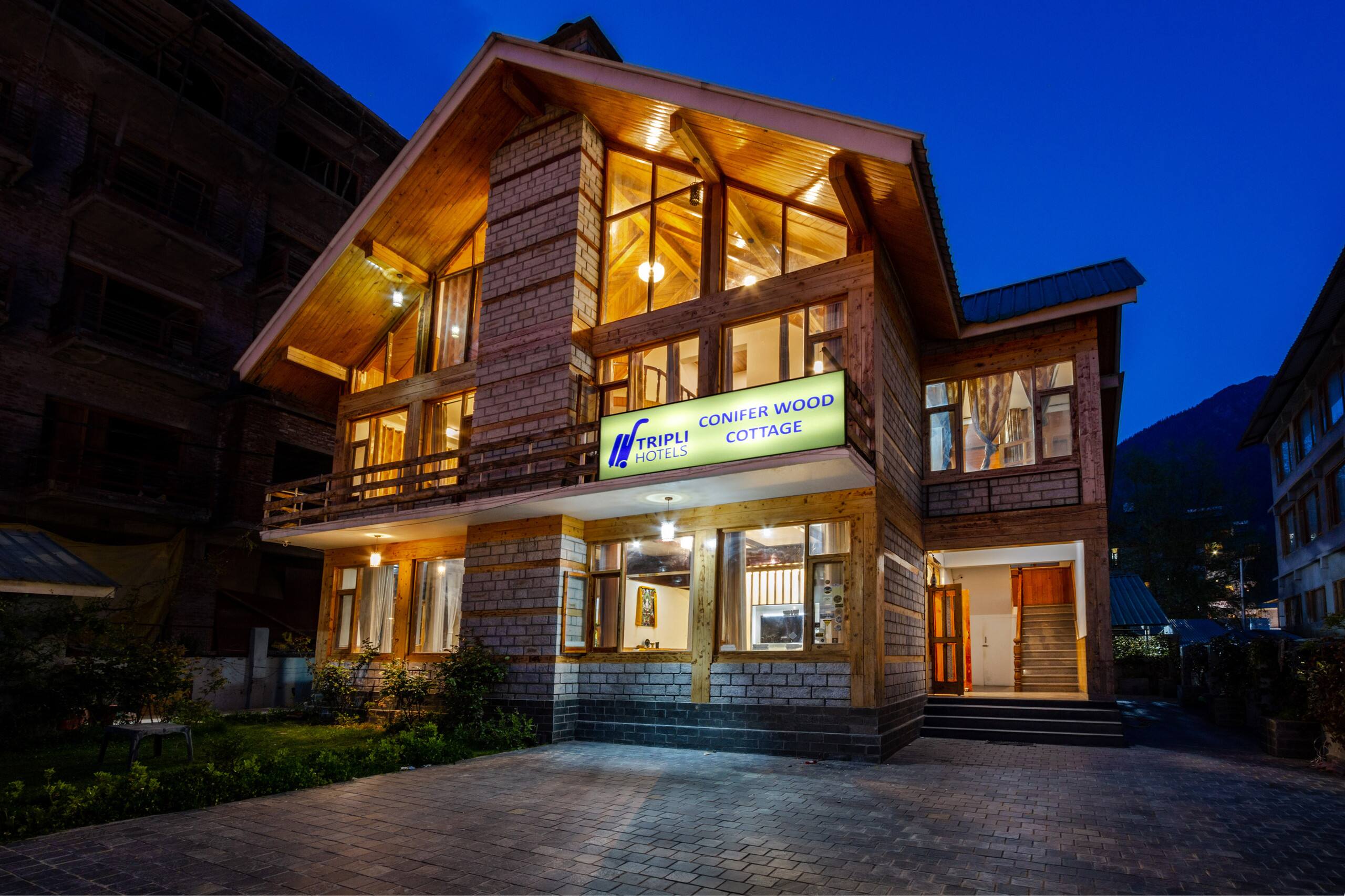 4 BHK Tripli Hotels Conifer Wood Cottage 38