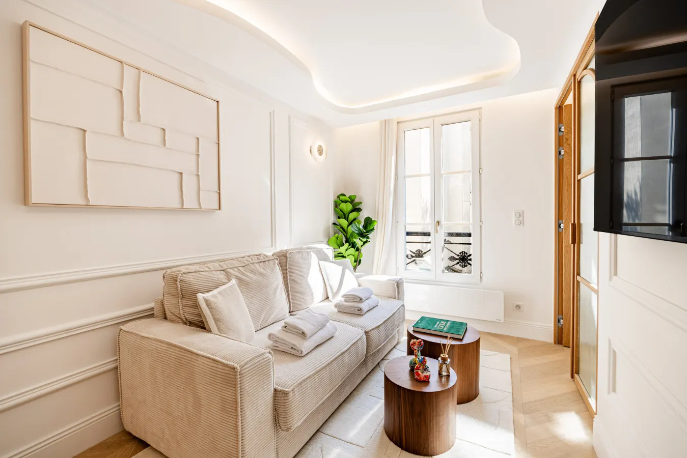7.New suite 4 personnes- Saint Germain Notre-Dame