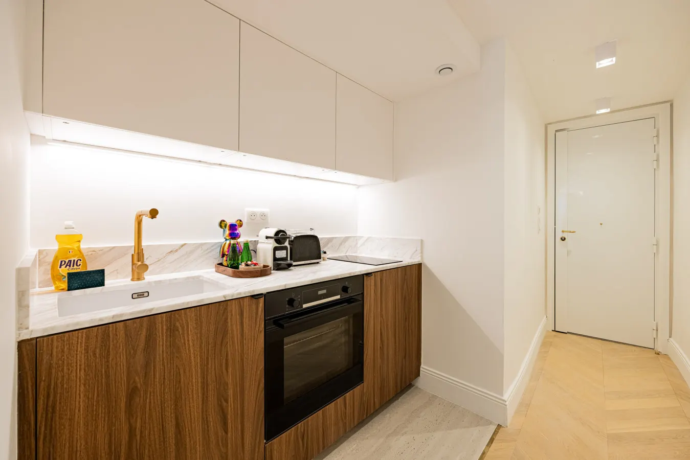 7.New suite 4 personnes- Saint Germain Notre-Dame 9