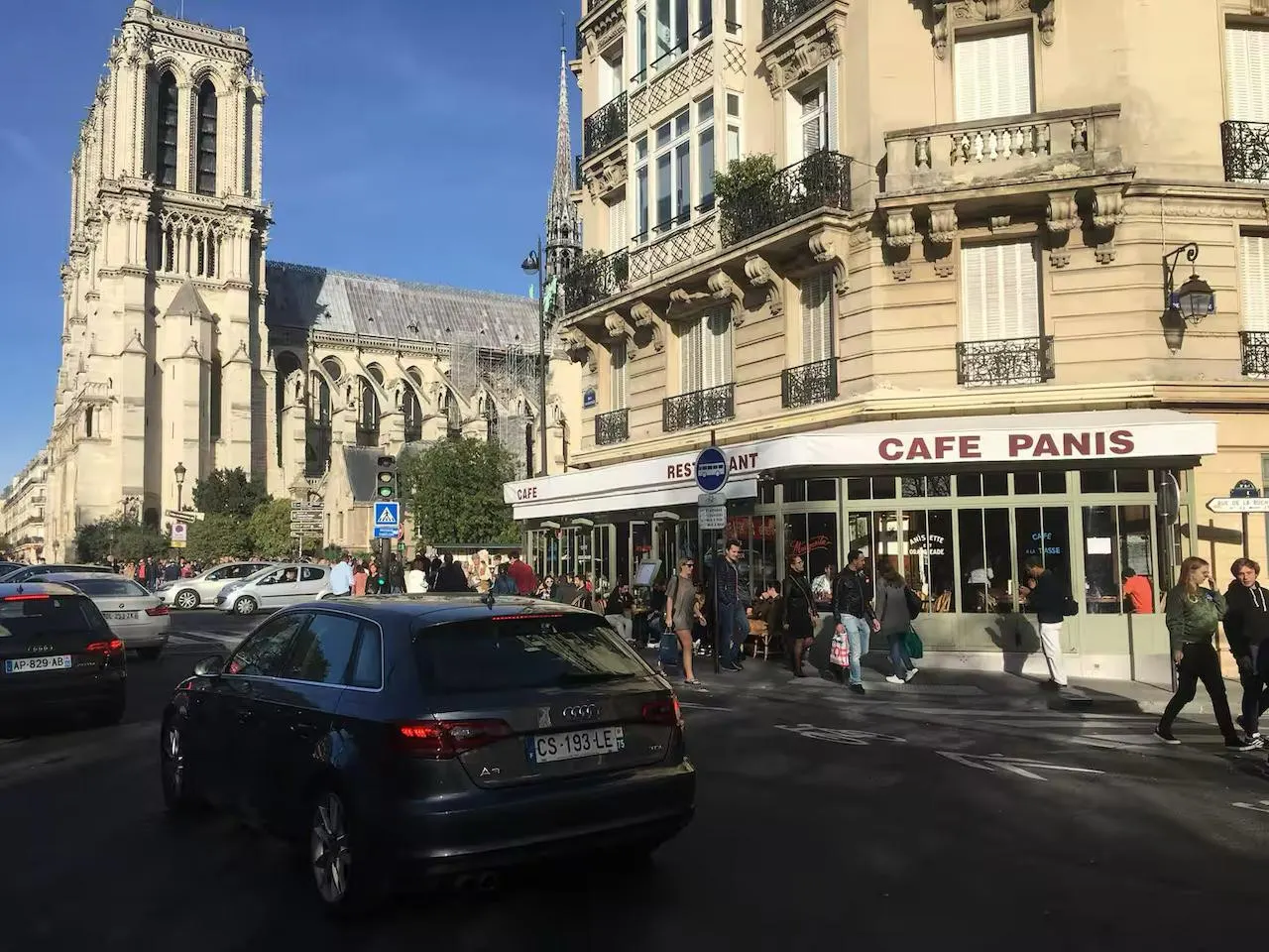 7.New suite 4 personnes- Saint Germain Notre-Dame 17
