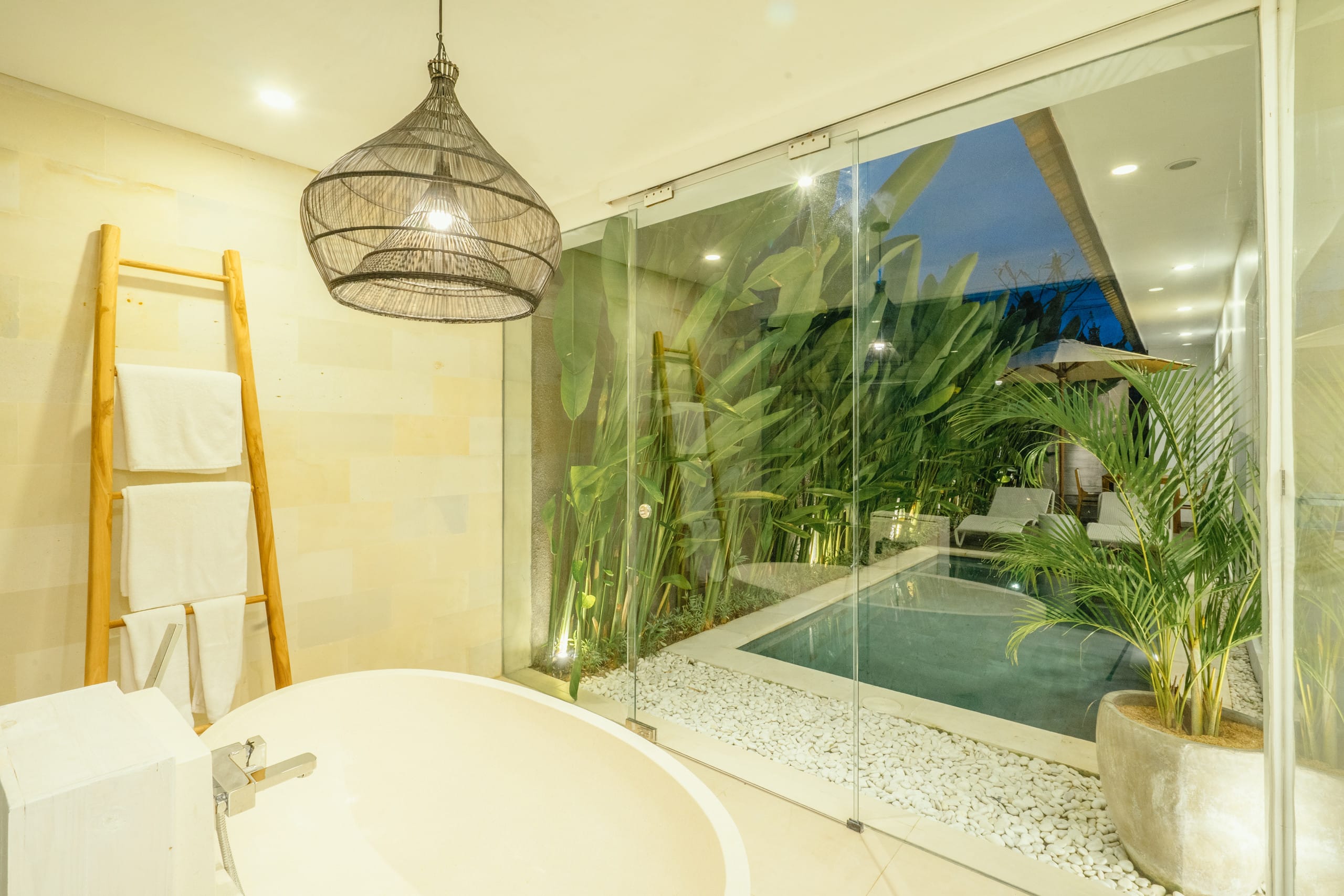 Stylish 1BR pool villa close to beach with office 39