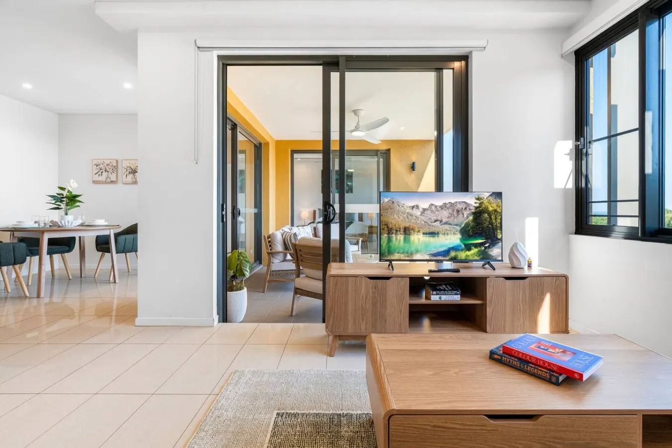 Zen Botanica: Waterfront Sea View ~ Pool ~ Quiet 15