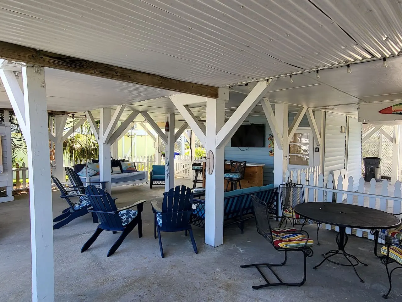 Beach Cottage OIB: a short walk to the beach 17
