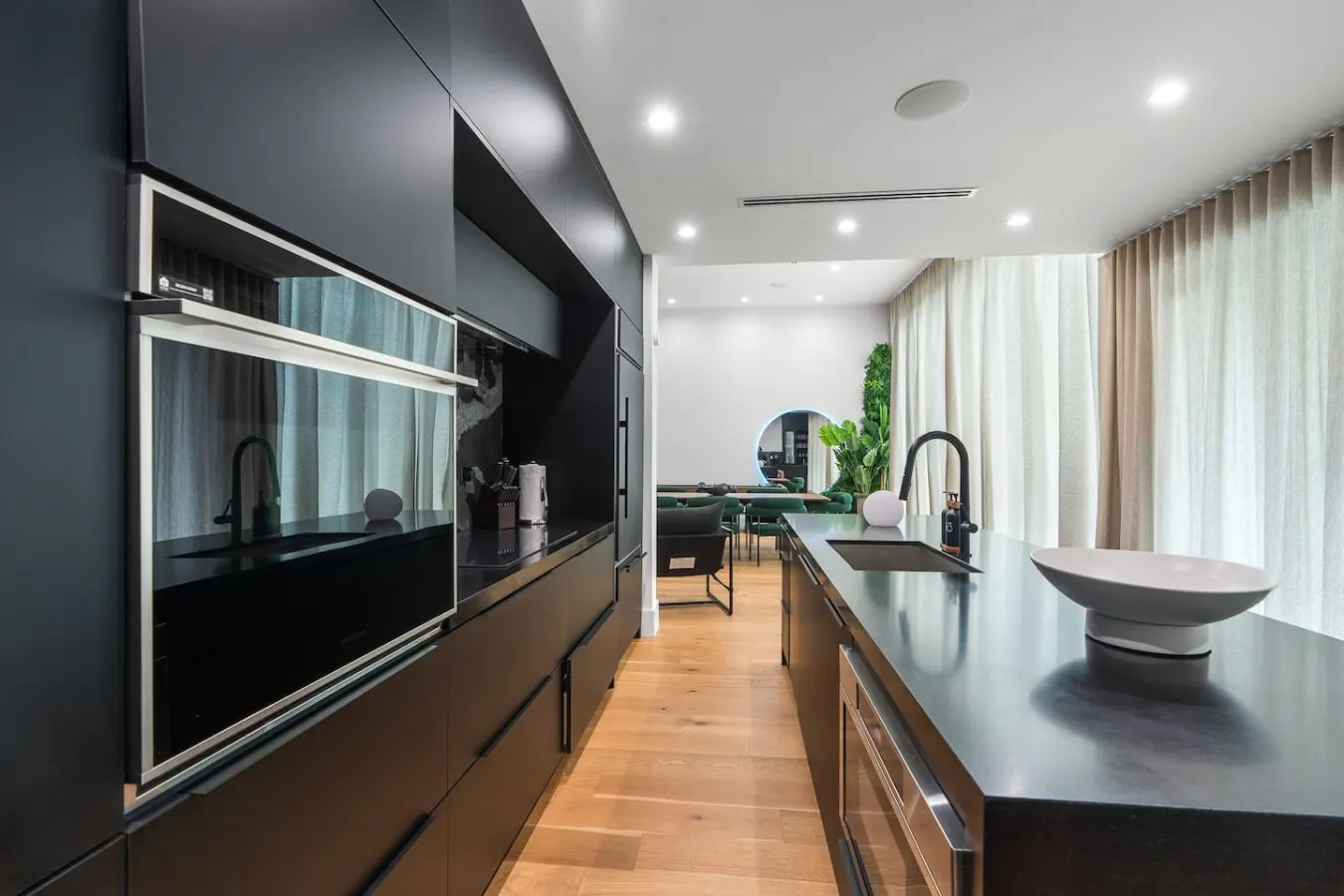 20% Off NEW 6BR Luxe Contemporary Villa with Pool! 12