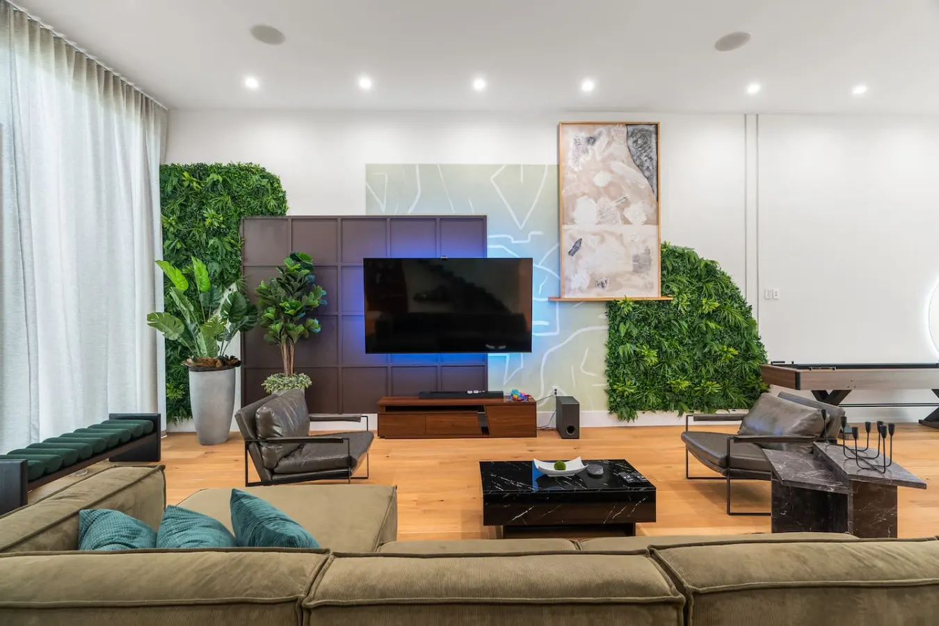 20% Off NEW 6BR Luxe Contemporary Villa with Pool! 18
