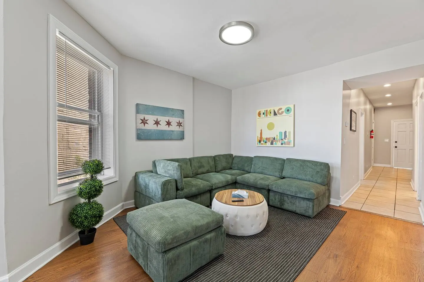 Modern 3BR Urban Retreat Near Med District & UIC 7