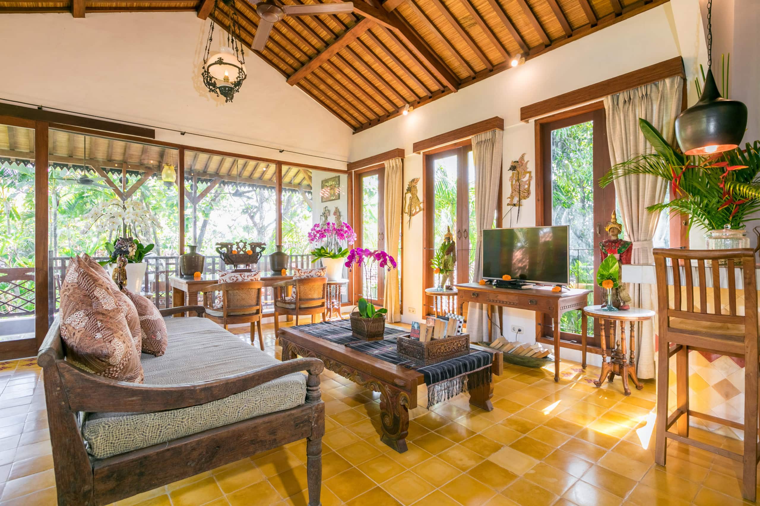 Villa Kampung Kecil 6