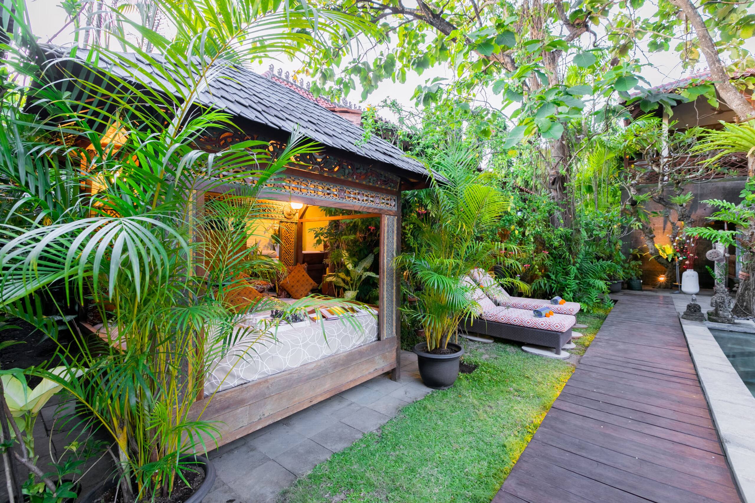 Villa Kampung Kecil 12
