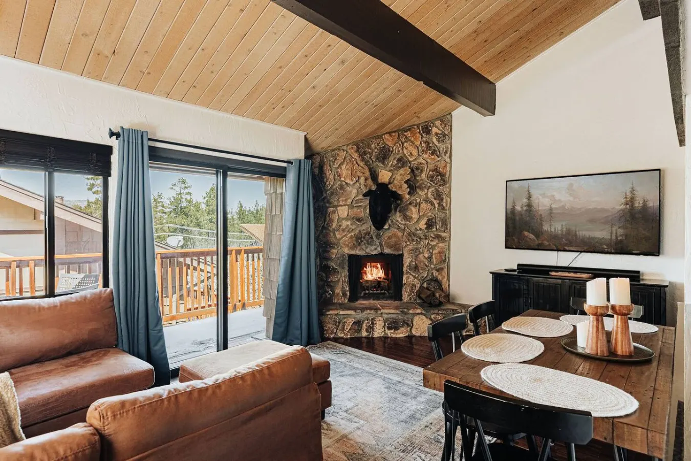 Summit Solace, Steps to Snow Summit w/ Hot tub 14