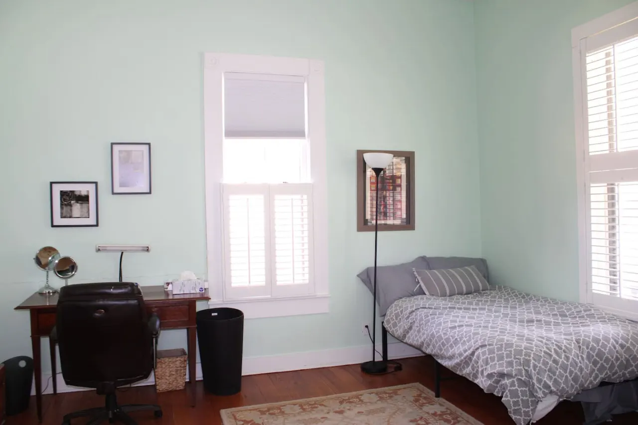 Super Cute 2BR 11