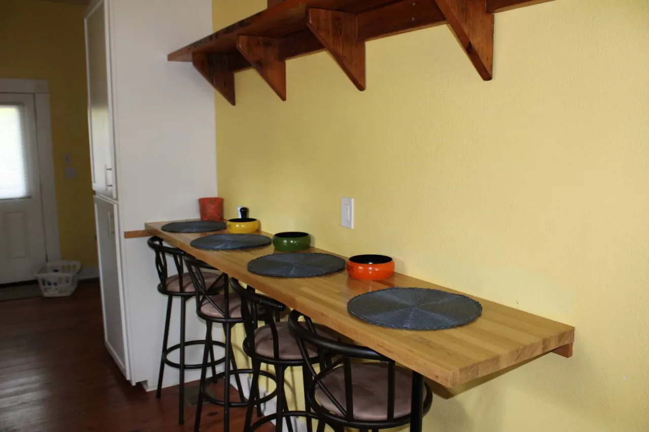Super Cute 2BR 8
