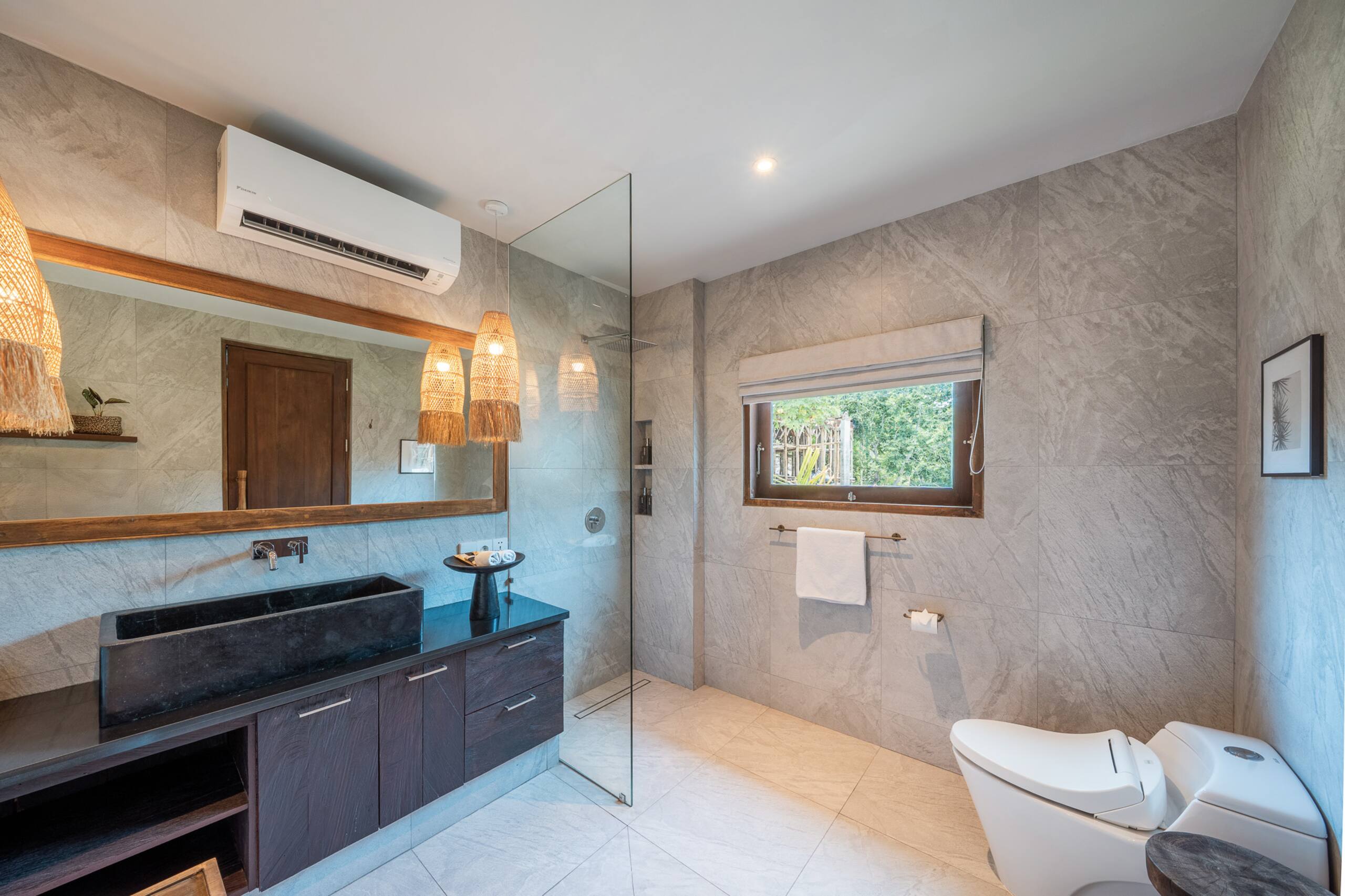 Batu Karang - 3BR The Residence with Pool — photo 3