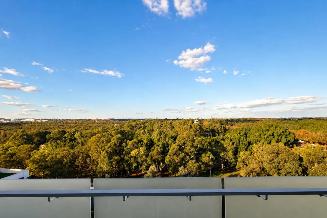 Stylish 2BR Olympic Park Pool, Gym & Parking 17