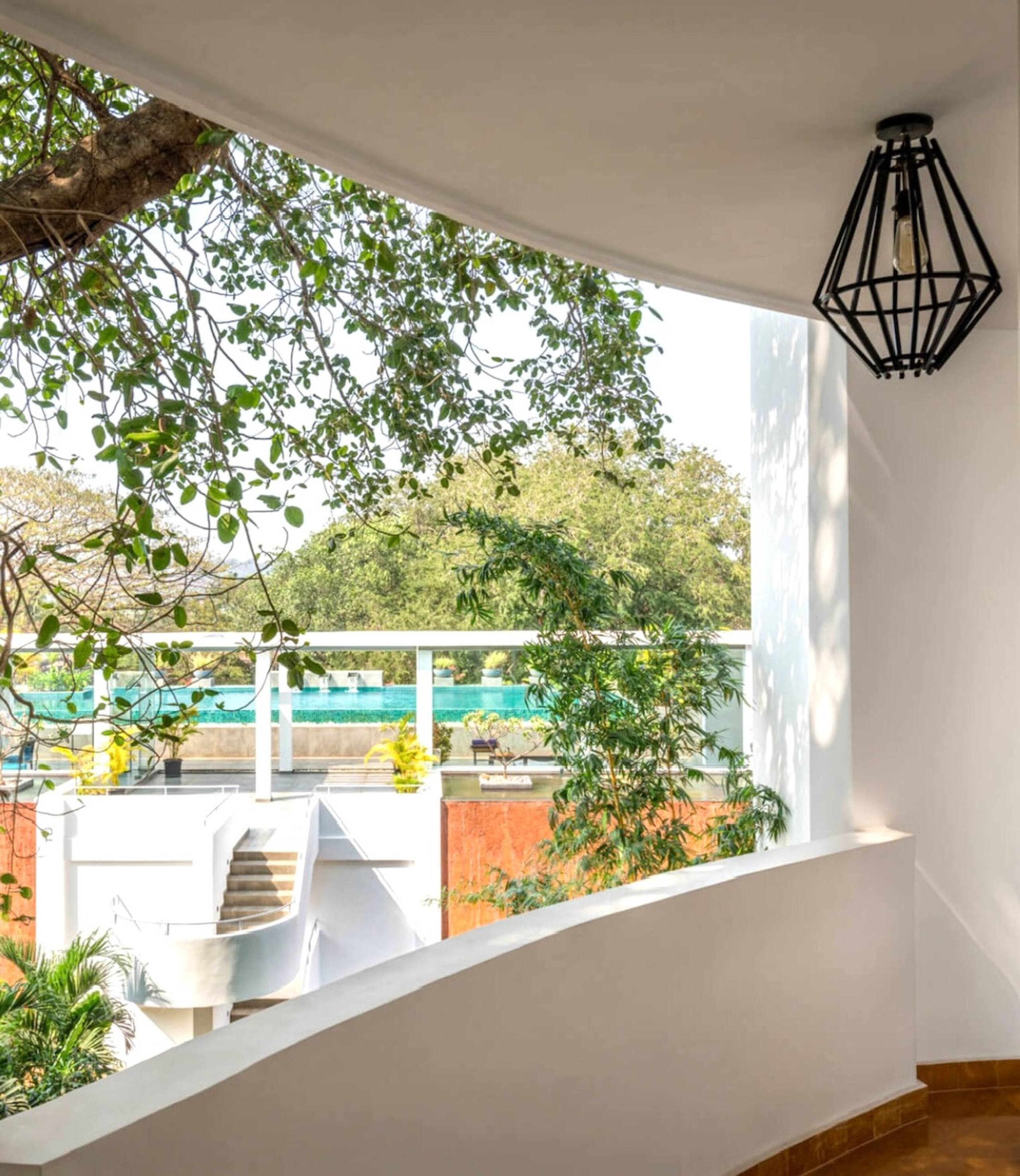 Modern Tropical 2BHK | Near Beach | Pool & Garden 22