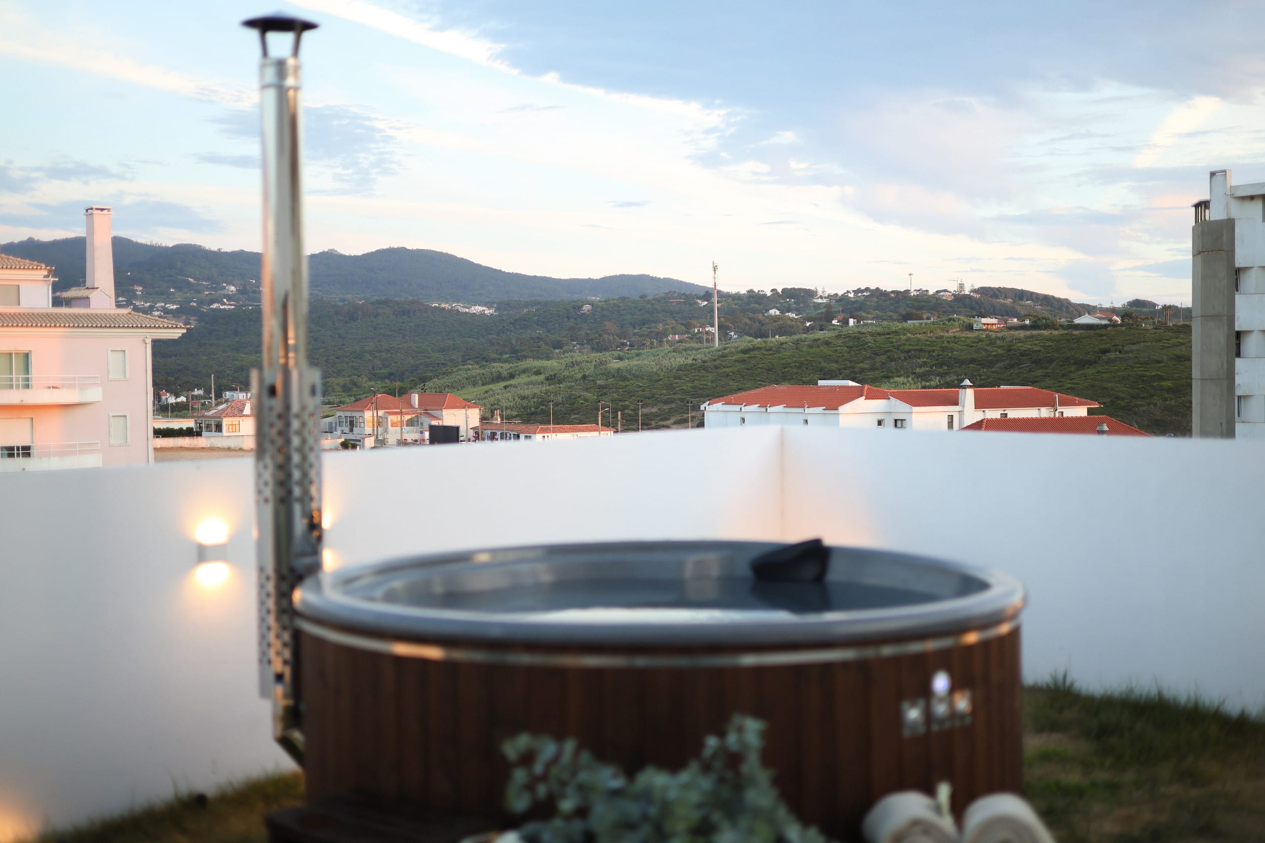 Villa Flora Colares Outdoor hot tub with jacuzzi 5