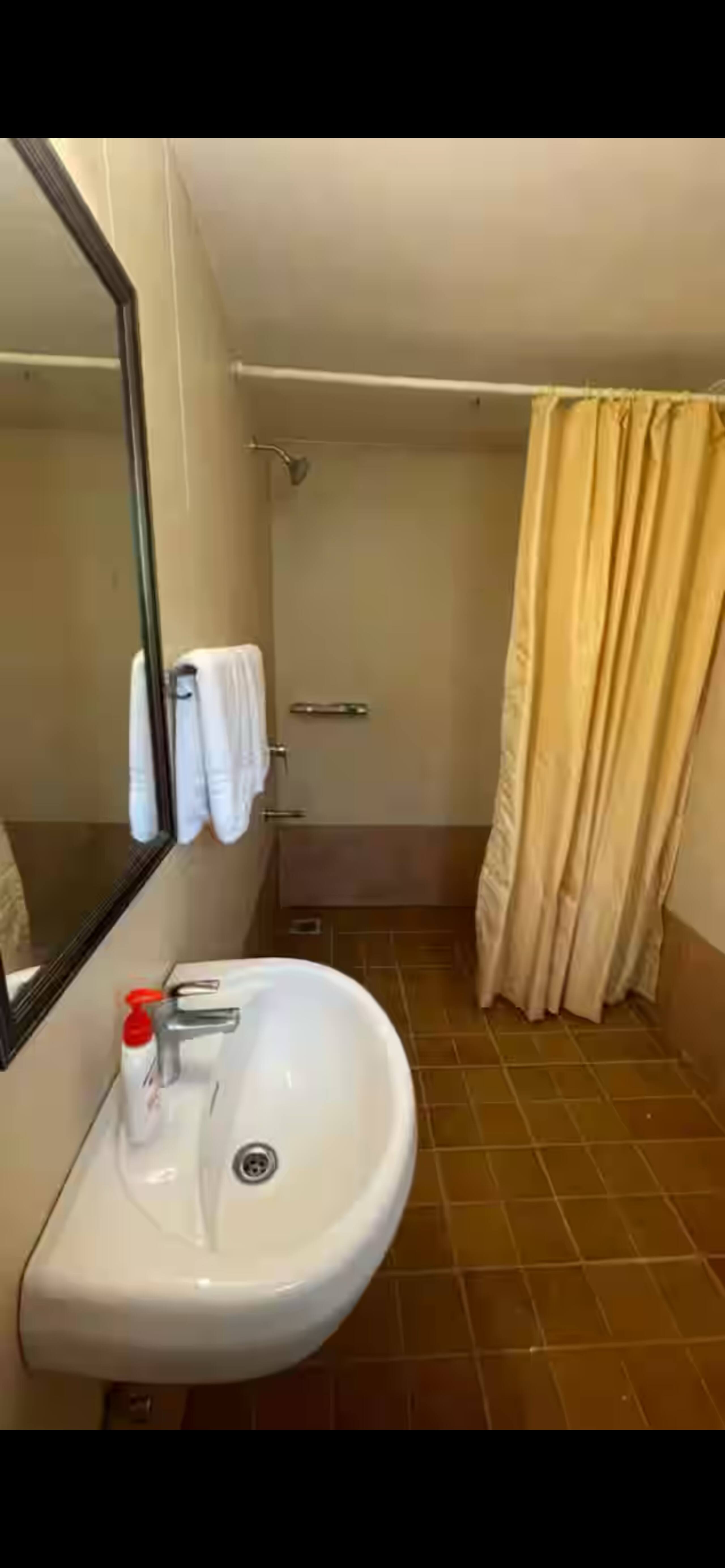 Varca 3BHK Villa-Pool, Field-View & Near Beach 30