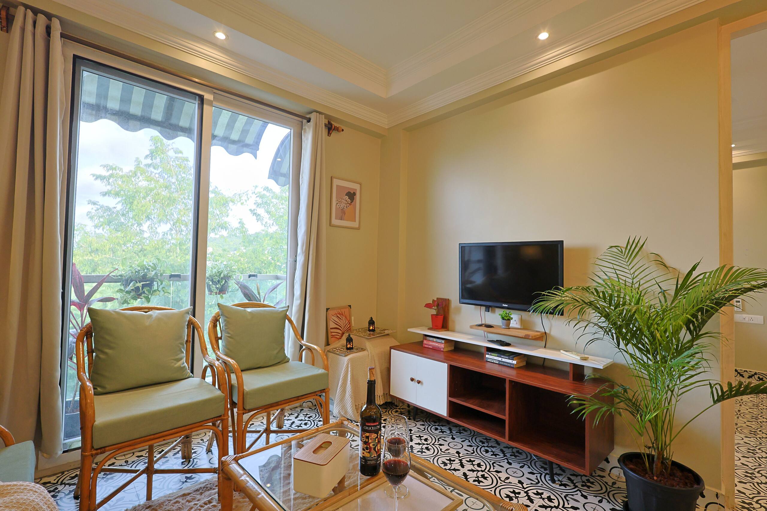KASA’s FernCrest, your Goa haven at Siolim. 9