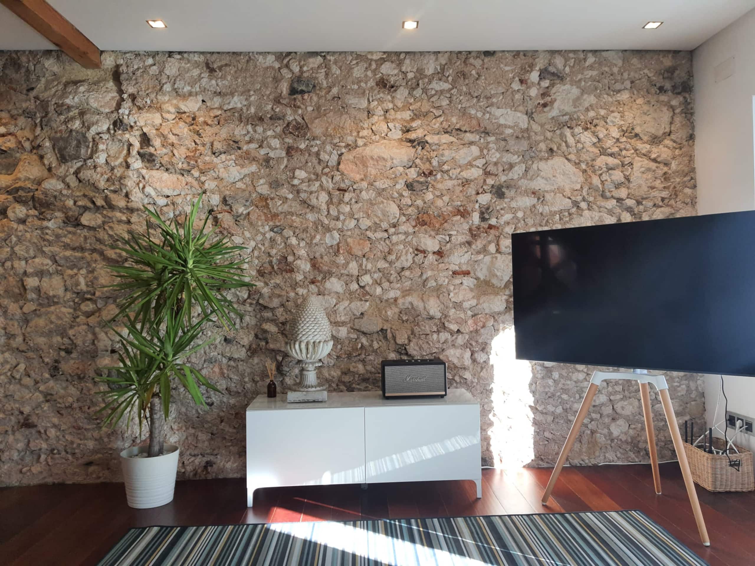 1881 Historical duplex Suite 3