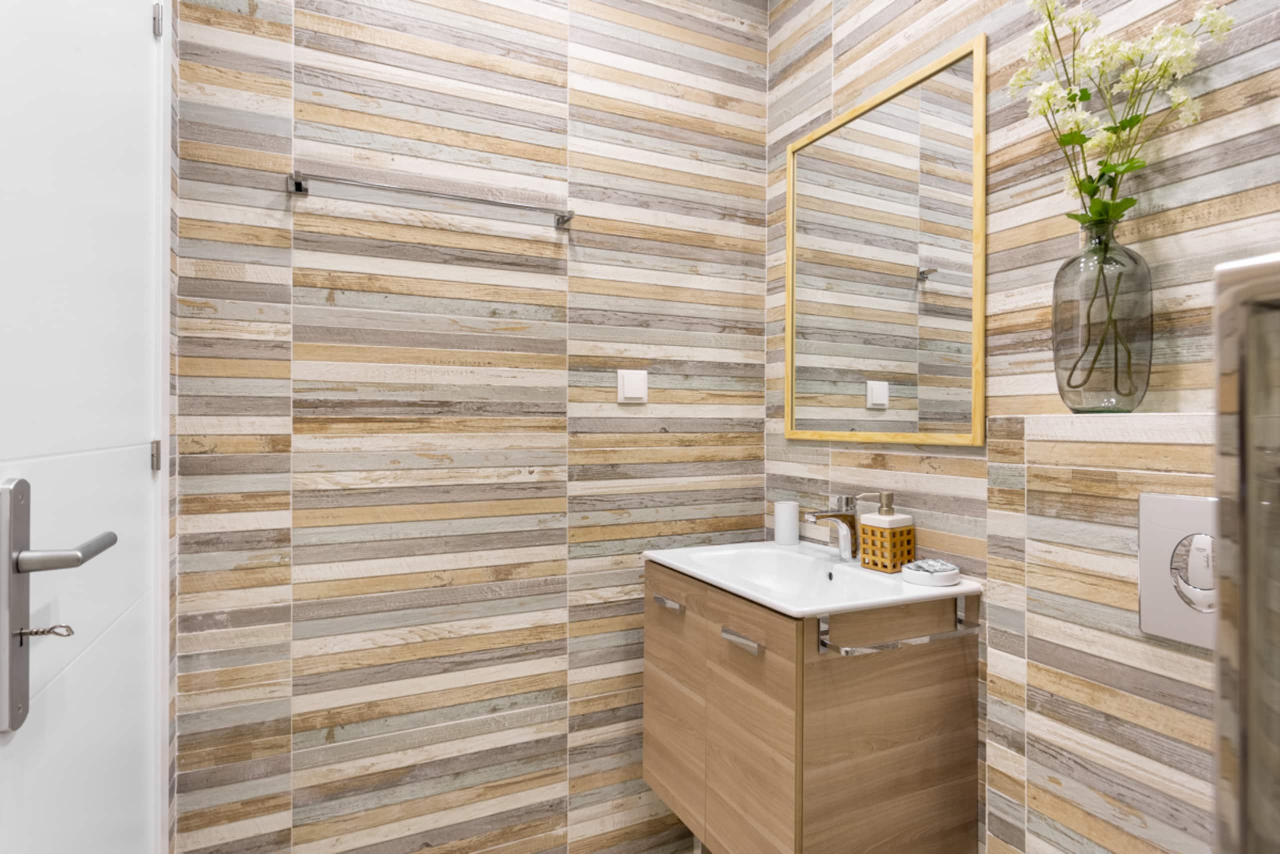 Modern home in Principe Real 36