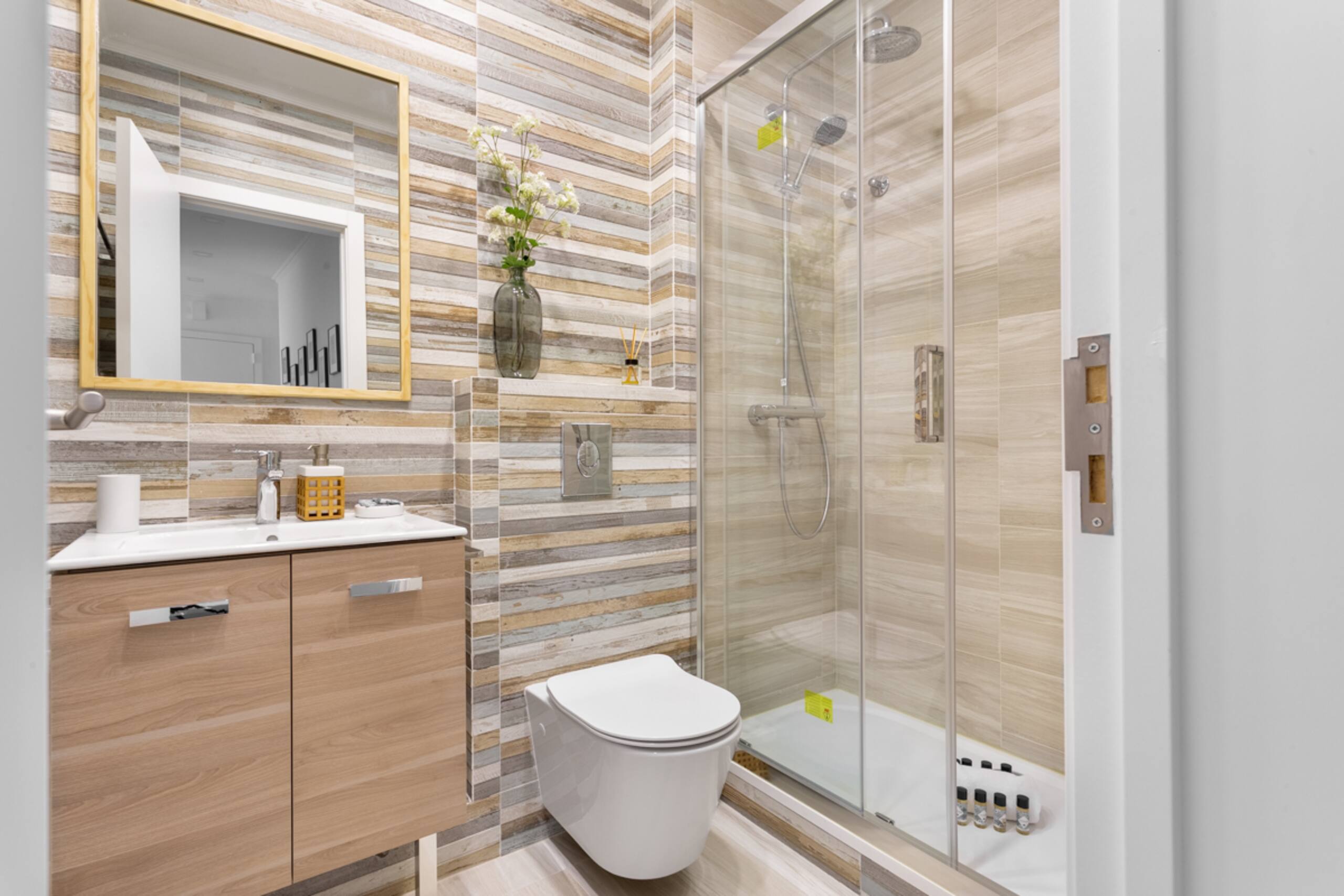 Modern home in Principe Real 37