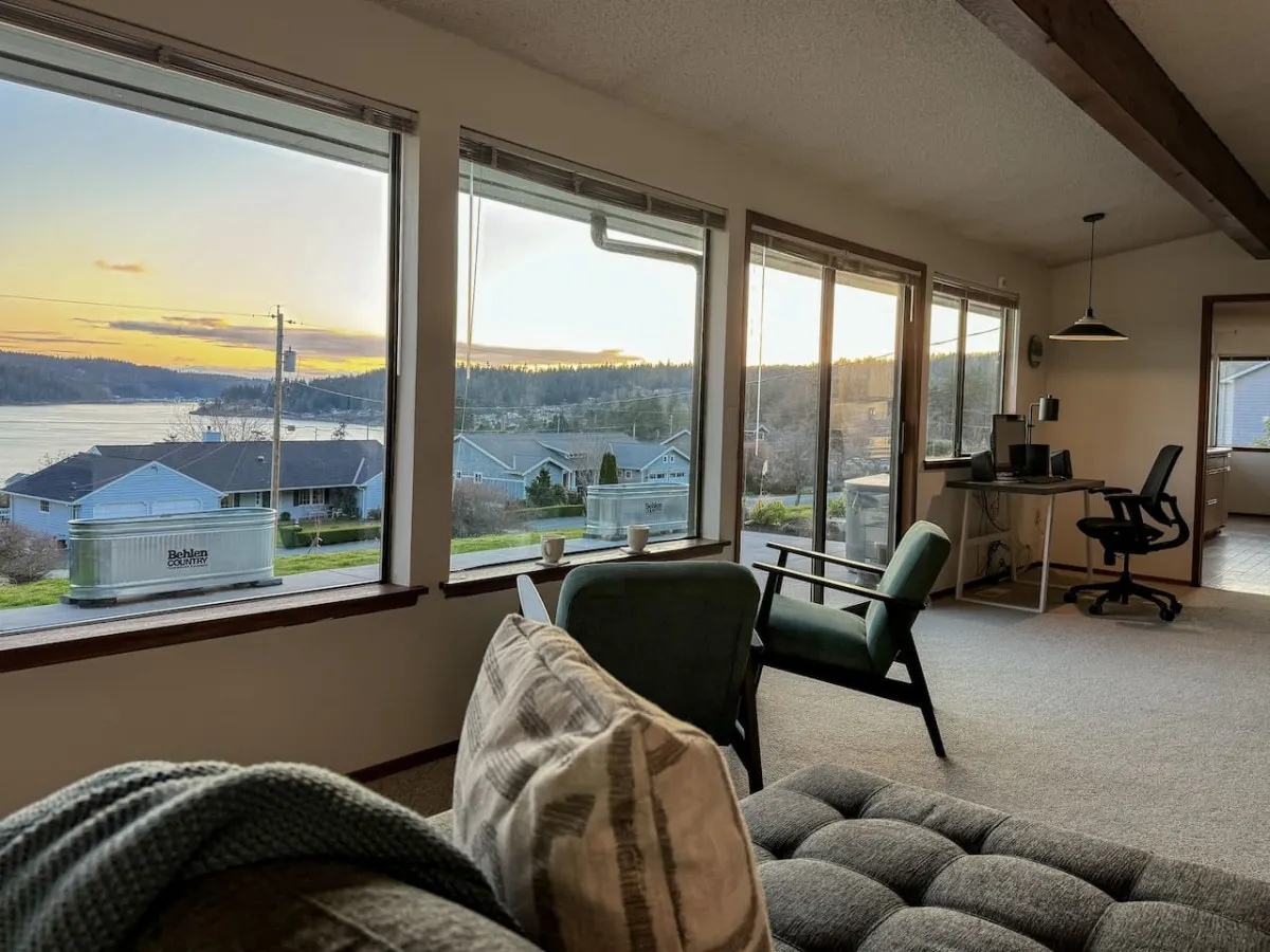 Skagit Bay View, Sunset Hot Tub — photo 2