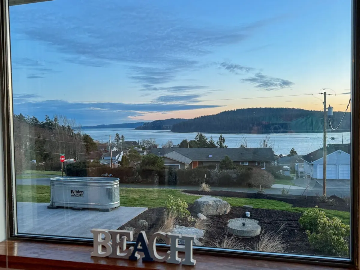 Skagit Bay View, Sunset Hot Tub — photo 4