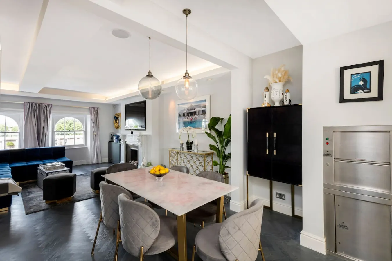 5-Bed Penthouse Huge Roof Terrace & AC 16