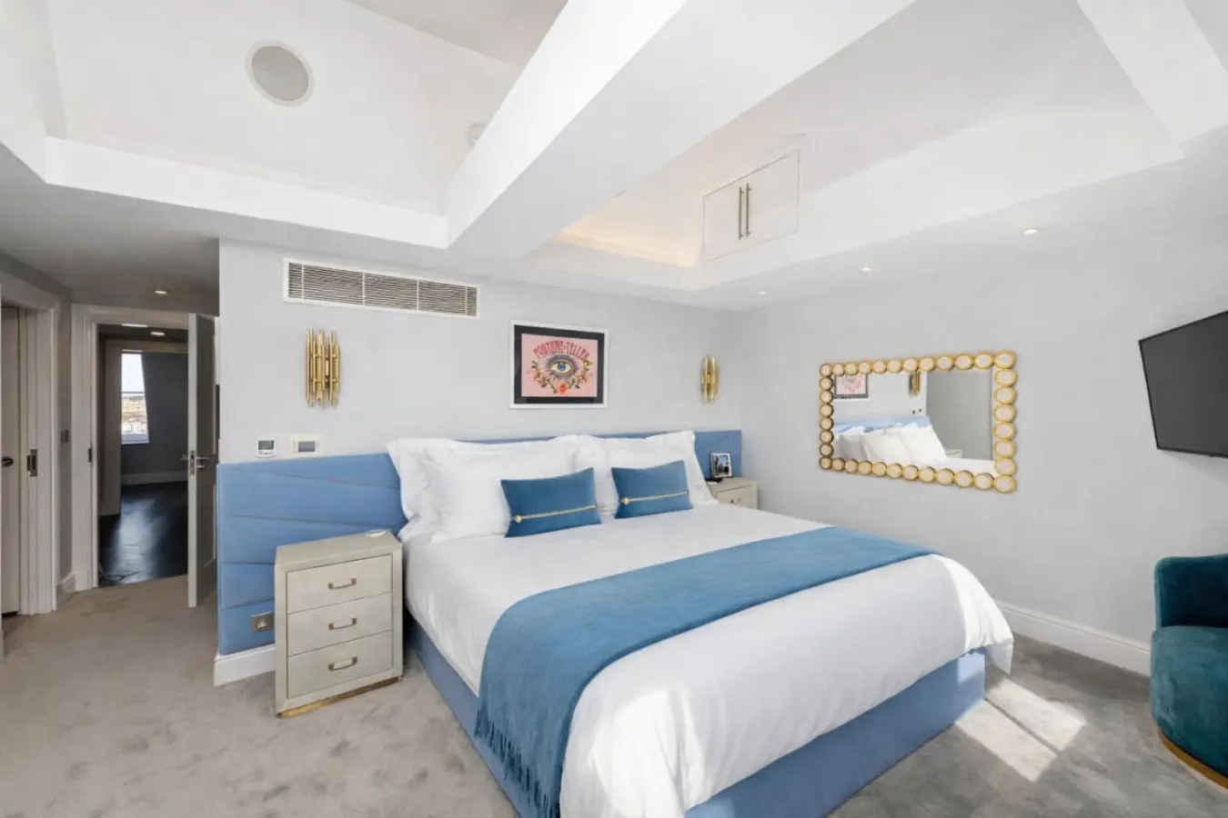 5-Bed Penthouse | Huge Roof Terrace & AC — photo 3