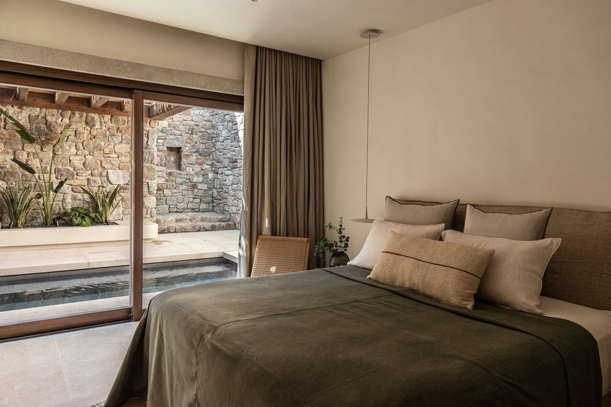 The Skyvilla Mykonos in Psarou Bay — photo 3