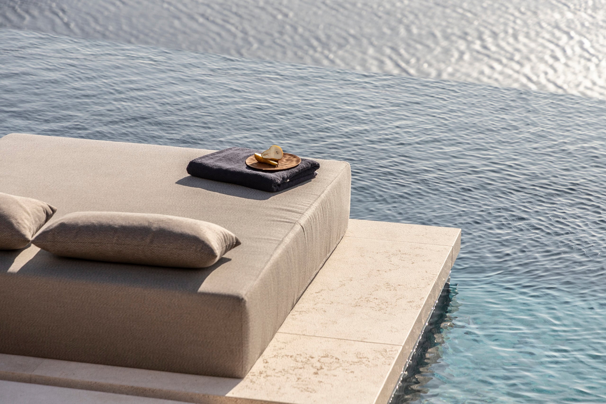 The Skyvilla Mykonos in Psarou Bay 23