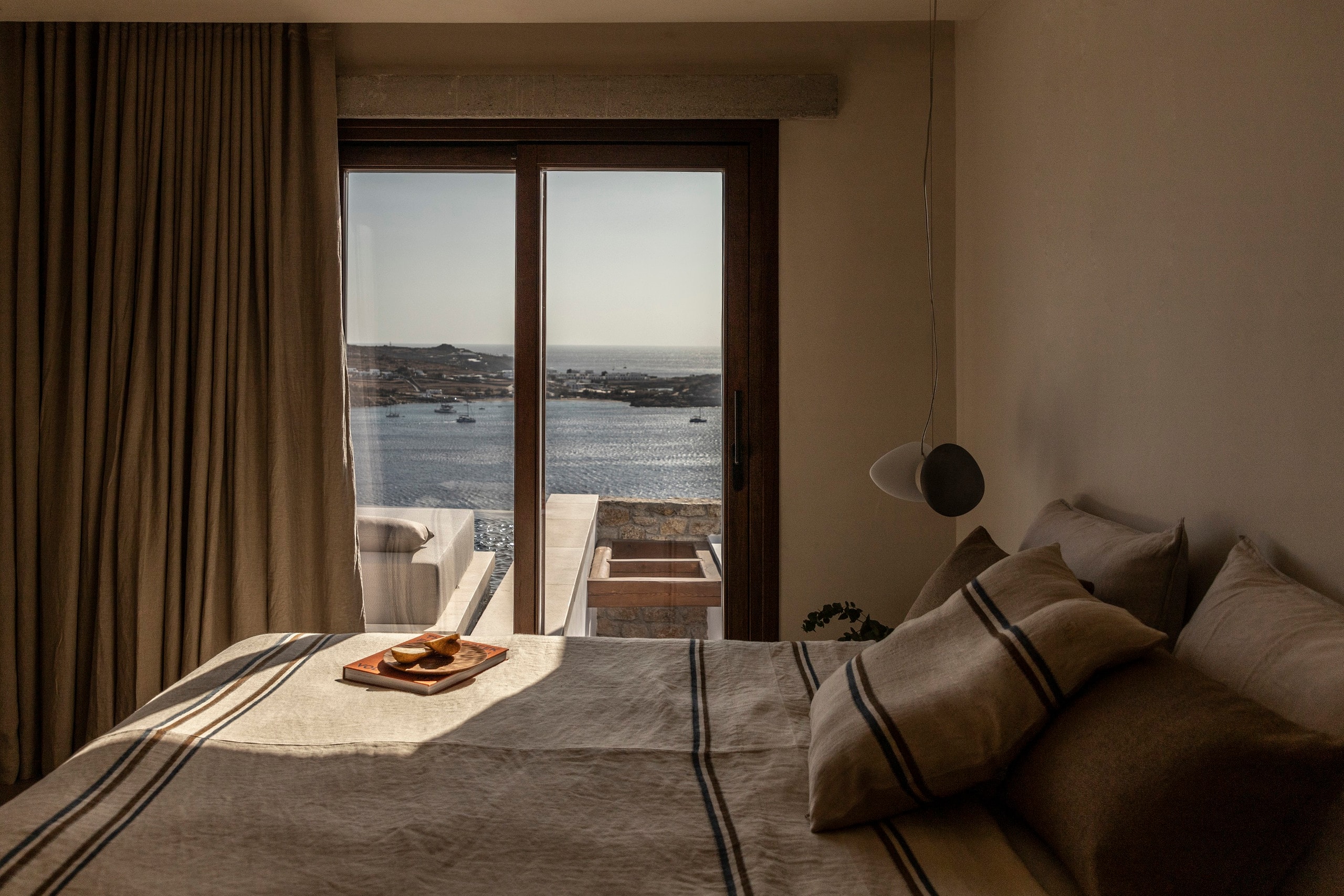The Skyvilla Mykonos in Psarou Bay 6