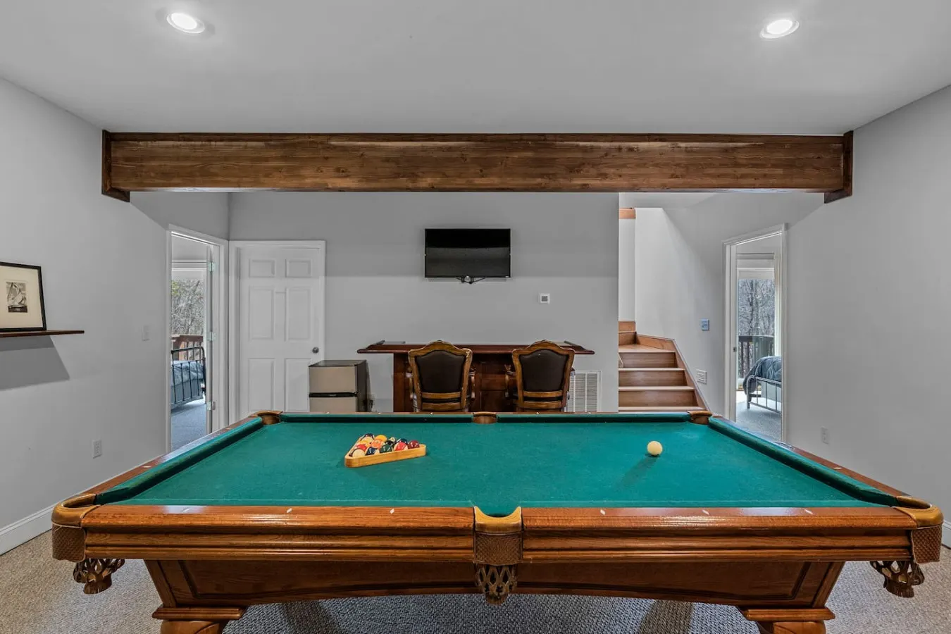 Modern Log Cabin Fireplace, Pool Table, Mtn View 7