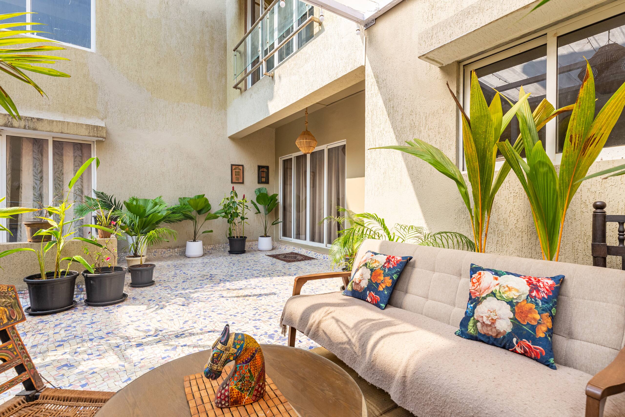 Exquisite 2BHK Private Patio Apartment in Anjuna 31