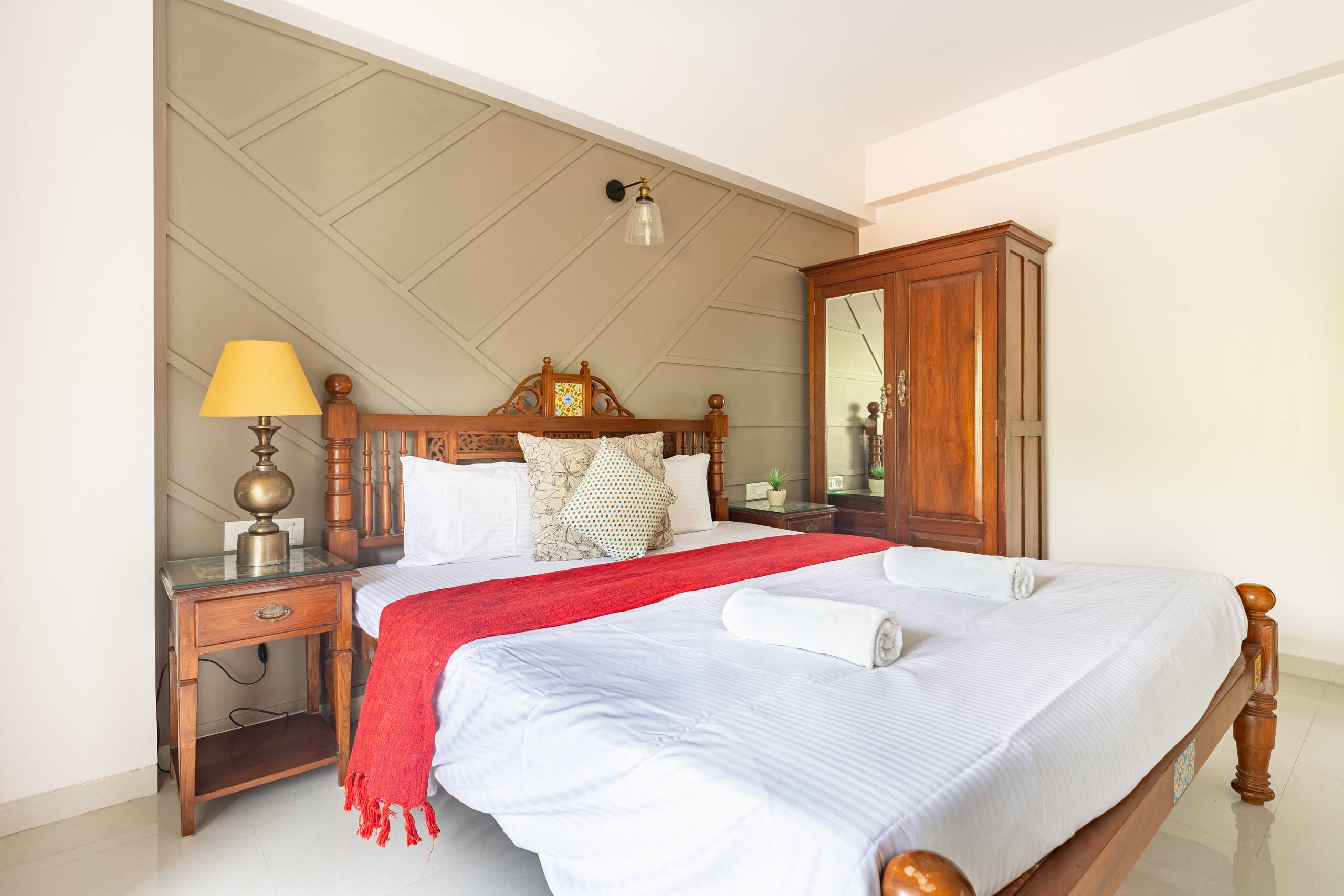 Exquisite 2BHK Private Patio Apartment in Anjuna 18