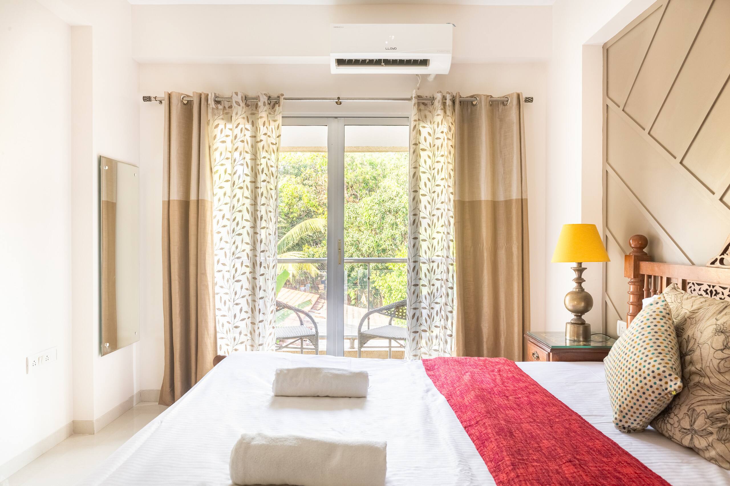 Exquisite 2BHK Private Patio Apartment in Anjuna 19
