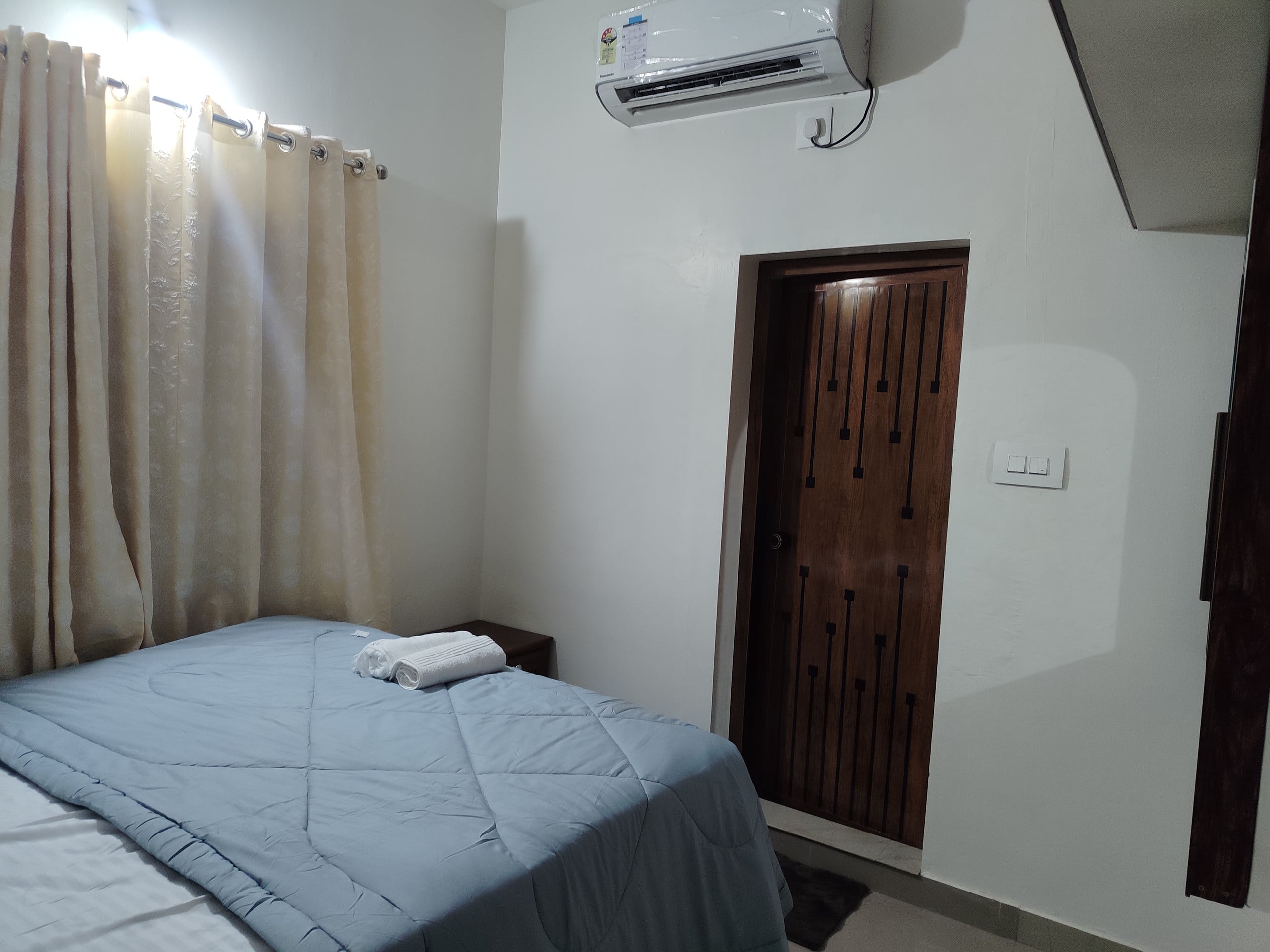 Ocean wings Traditional beach villa 2