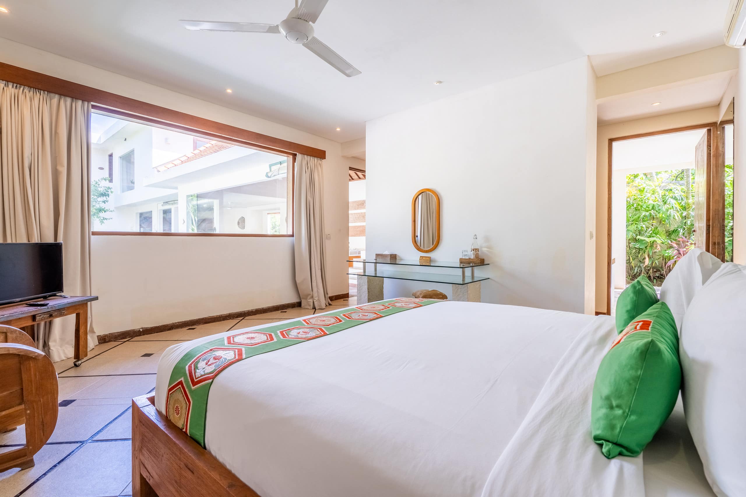 3 Bedroom Villa + Gym in Central Seminyak/Kuta 25