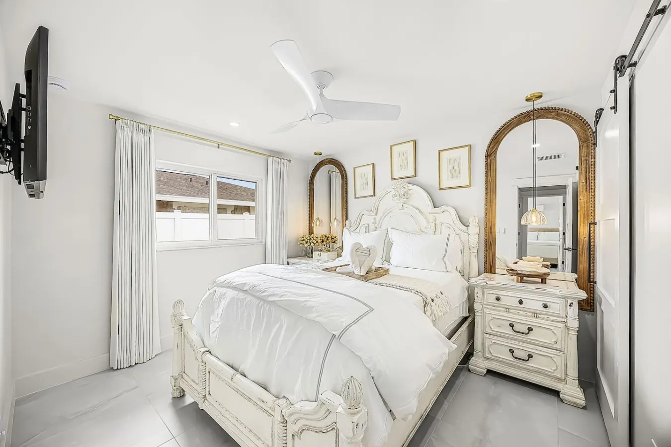 Flaming Vine Retreat Luxurious Naples Pool Home 18
