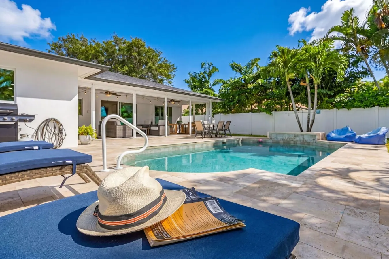 Flaming Vine Retreat Luxurious Naples Pool Home 6