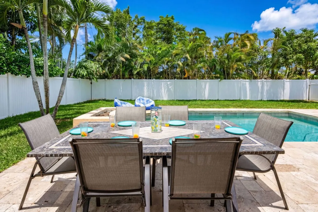 Flaming Vine Retreat Luxurious Naples Pool Home 8