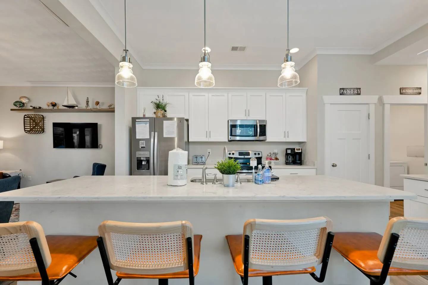 Virginia Beach 4BR Theater Room + Near Beach 4