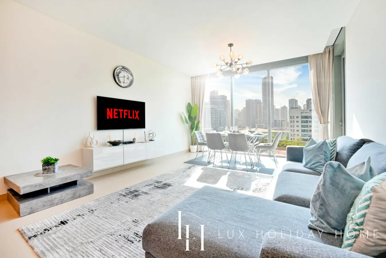 LUX | 52 42 Deluxe Marina view suite 1 — photo 3