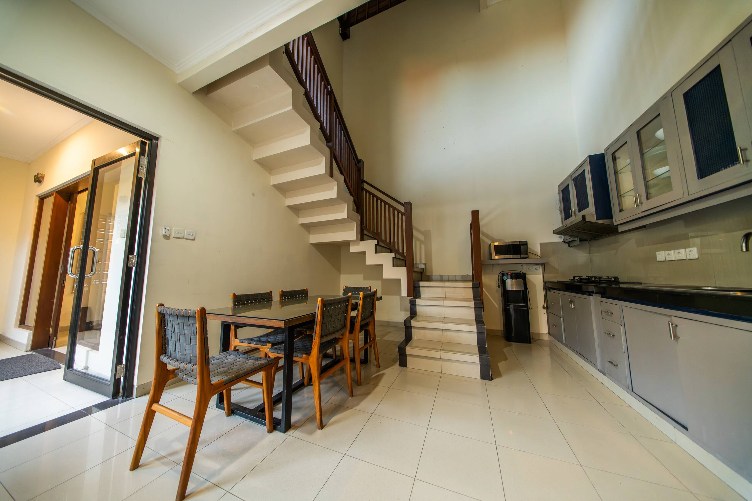 3 BR Villa Walking Distance to Potato Head & Beach — photo 5