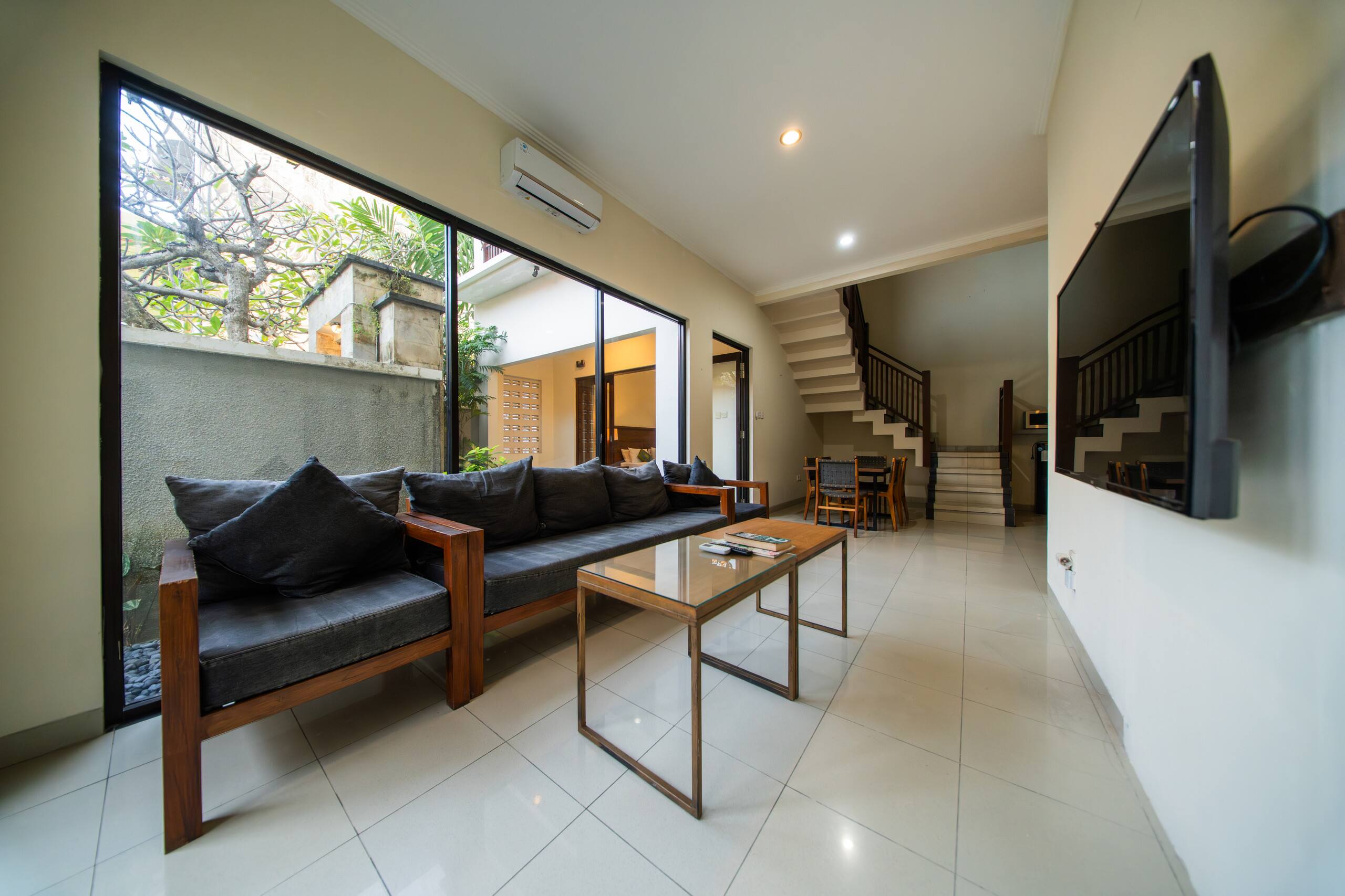 3 BR Villa Walking Distance to Potato Head & Beach — photo 2