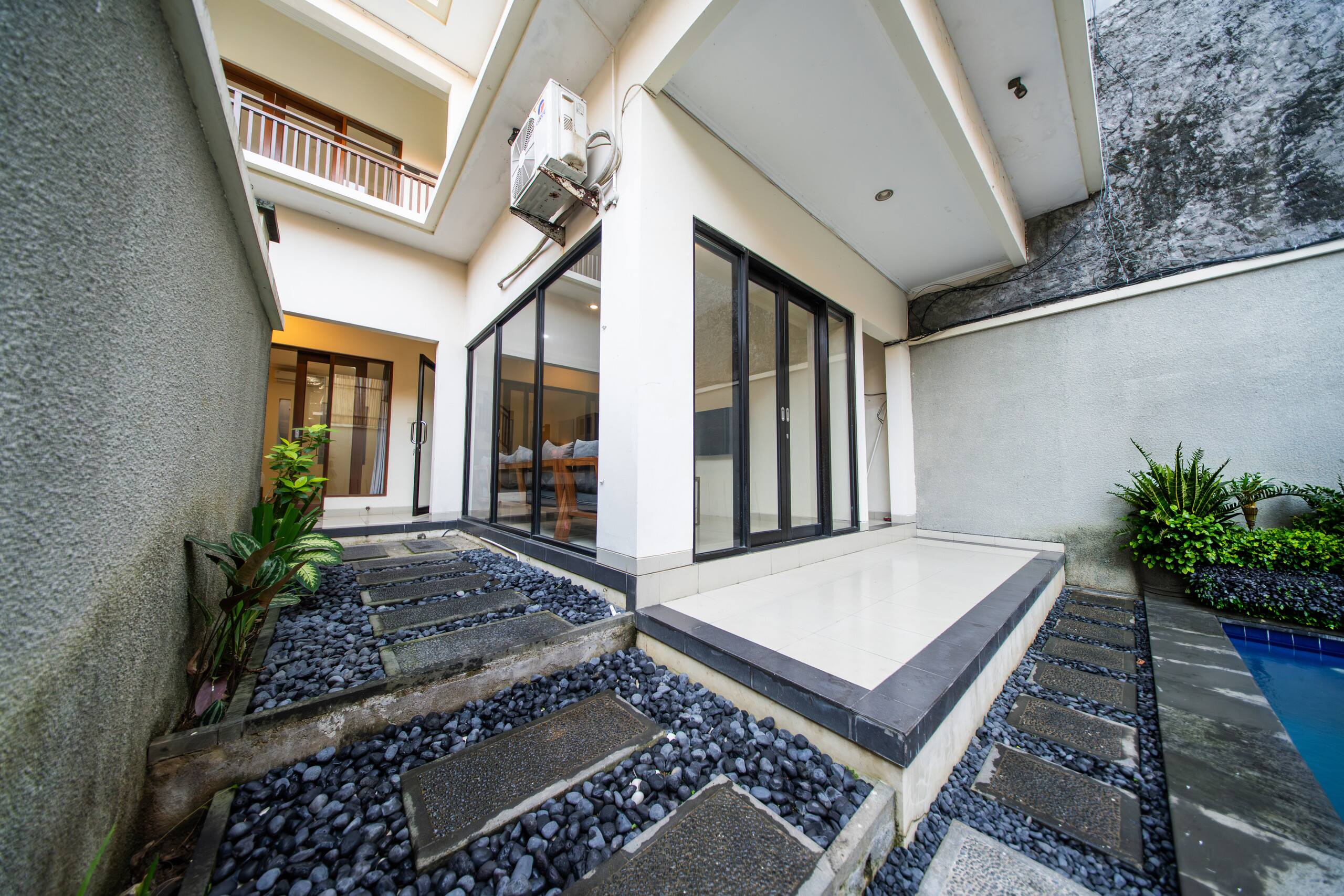 3 BR Villa Walking Distance to Potato Head & Beach 7